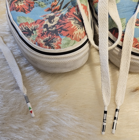Star Wars x Vans Yoda Aloha Shoes 6.5 Womens - Picture 5 of 5